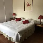 Chateau De Lastours Bed and breakfast Espalais