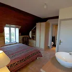 Chateau De Lastours Bed and breakfast 3*