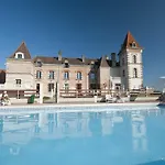Bed and breakfast Chateau De Lastours