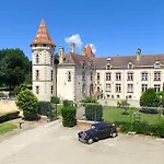 Bed and breakfast Chateau De Lastours 3*