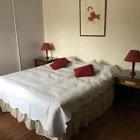 Chateau De Lastours Bed & Breakfast Espalais