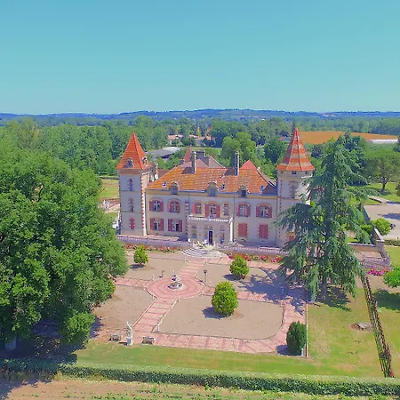 Chateau De Lastours 3*