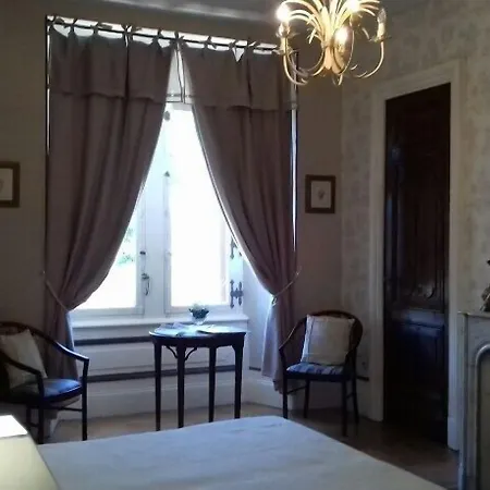 Chateau De Lastours 3*