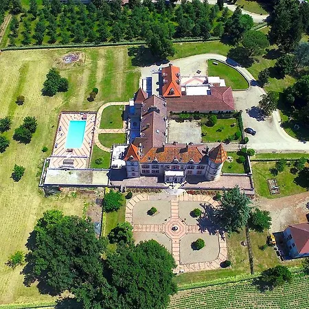 Chateau De Lastours 3*